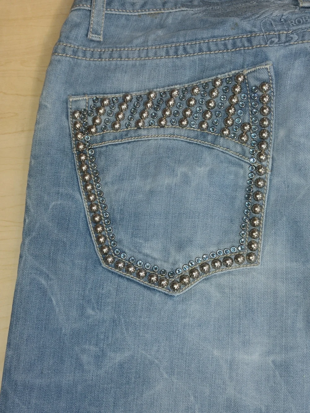 Robin's Jean Men's Light Blue Slim Straight Jeans with Wing Embroidery